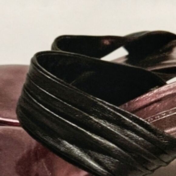 Giuseppe Zanotti Sandals rhinestone toe ri… - Picture 3 of 10